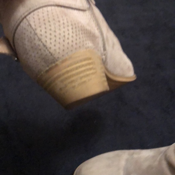 Justice tan booties - Picture 10 of 10